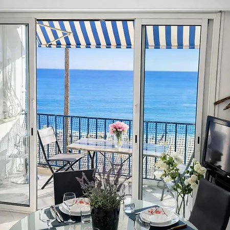 Le Reflet D'azur - Les Pieds Dans L'eau Antibes